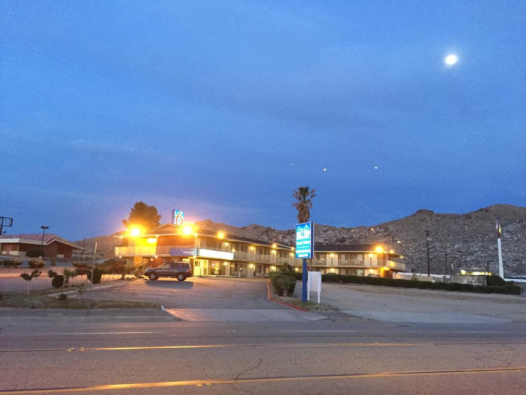 Hilltop Inn & Suites Victorville Esterno foto