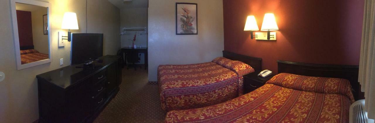 Hilltop Inn & Suites Victorville Esterno foto